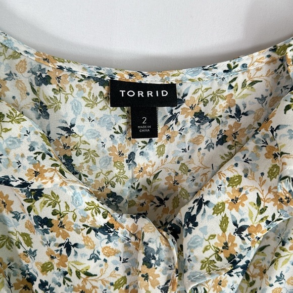 Torrid Peplum Georgette Ruffle Surplice White & Blue Floral Tank Top - Picture 9 of 13